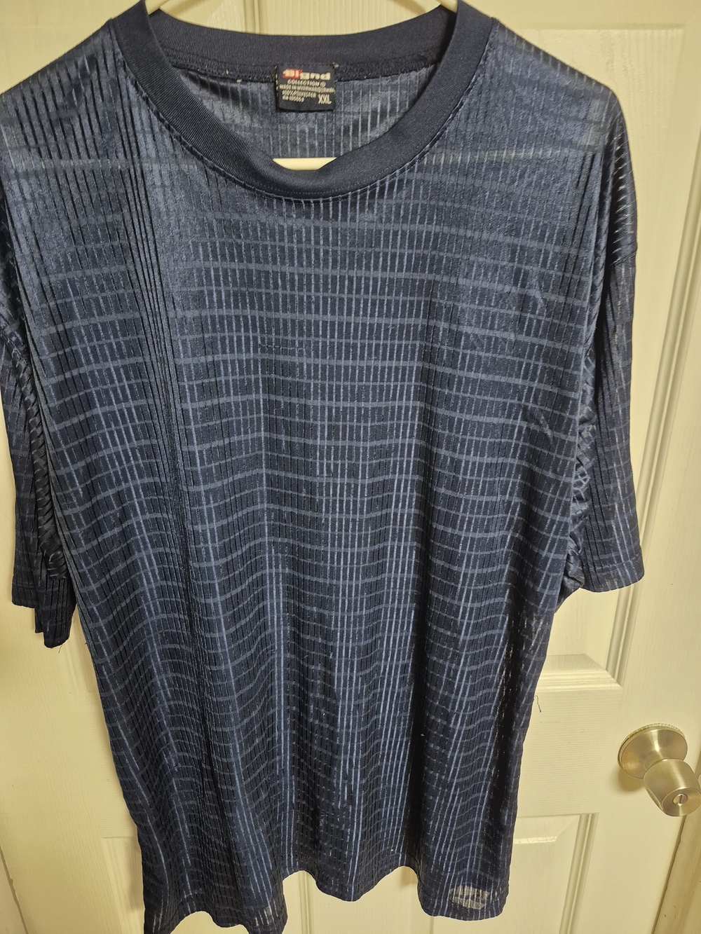 Men's Navy Grid-Texture Short Sleeve Performance Tee